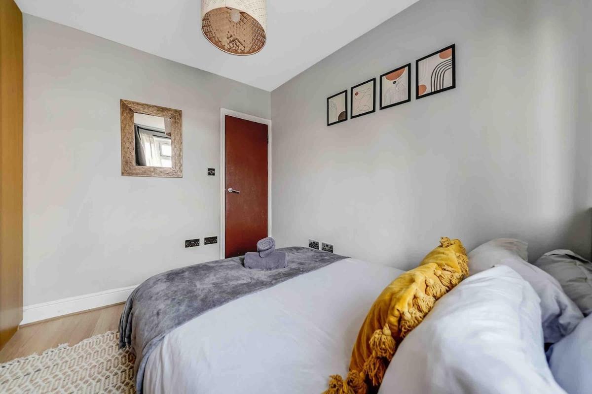 Apartamento Lovely 2-bed Close To Excel And O2 Arena