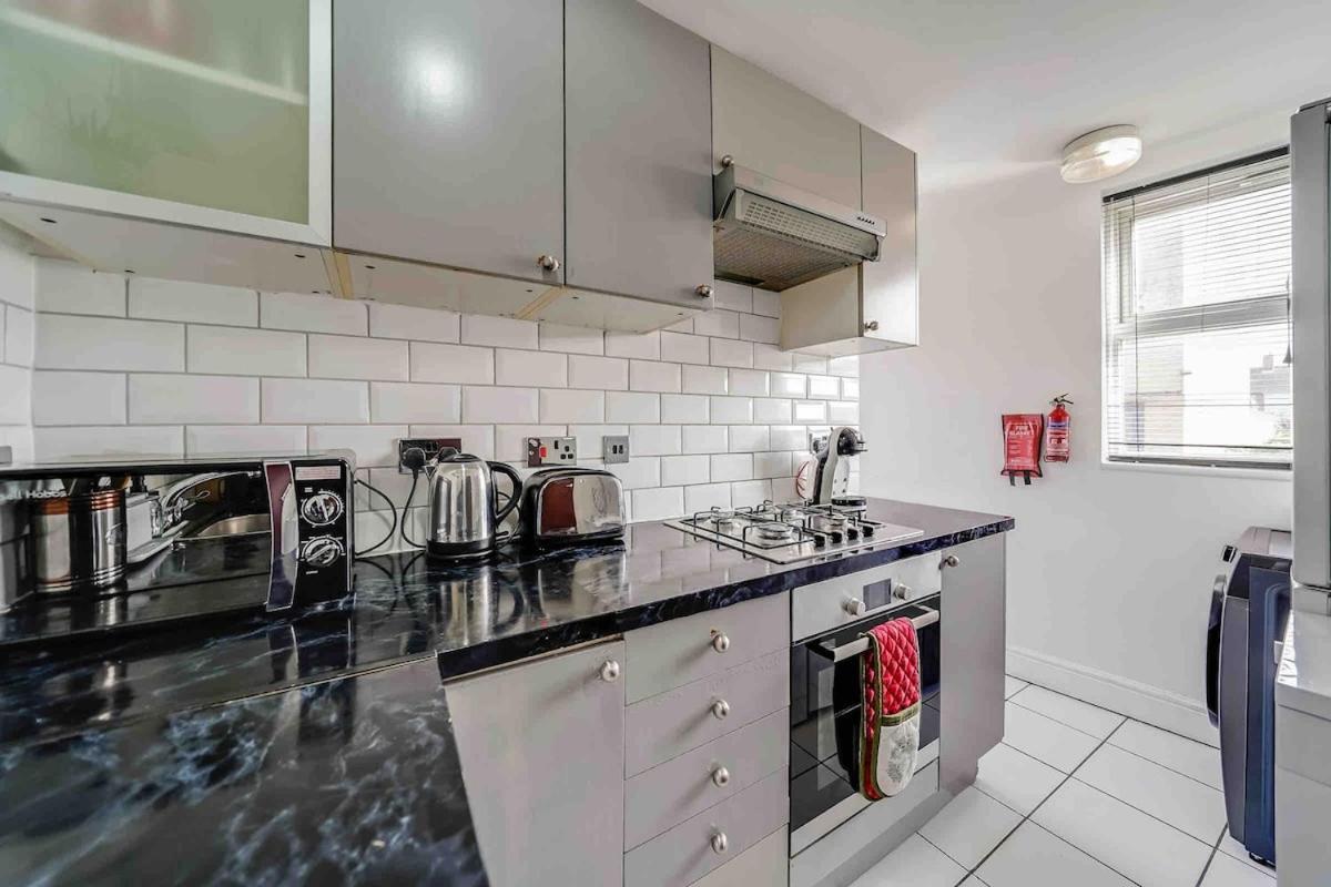 Apartamento Lovely 2-bed Close To Excel And O2 Arena *