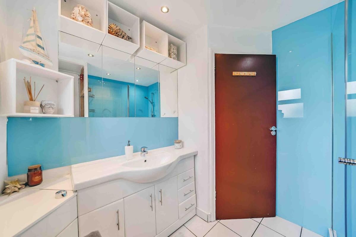 Lovely 2-bed Close To Excel And O2 Arena Apartamento Londres