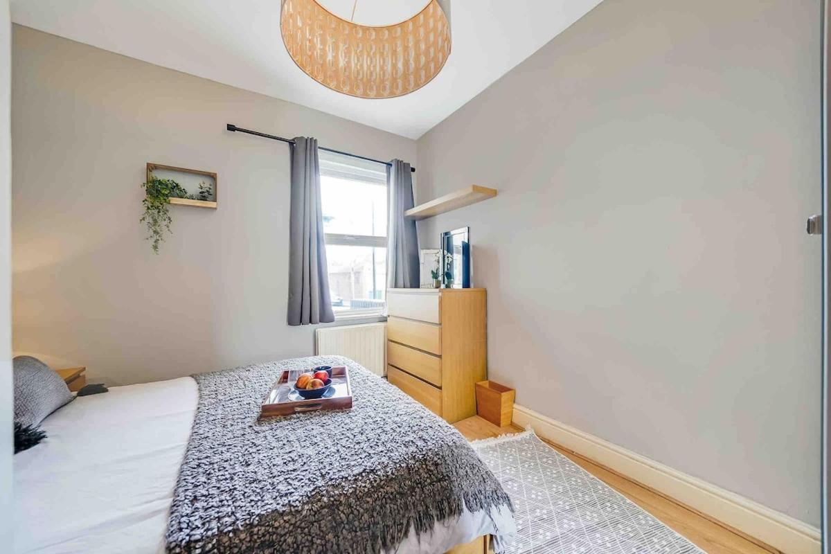 Apartamento Lovely 2-bed Close To Excel And O2 Arena Londres