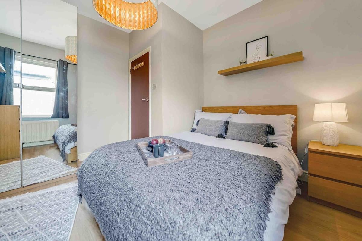 Apartamento Lovely 2-bed Close To Excel And O2 Arena *